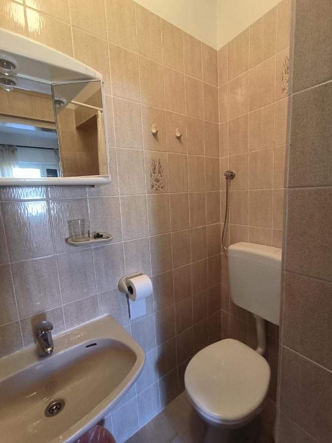 Apartman Marija Palit ภายนอก รูปภาพ